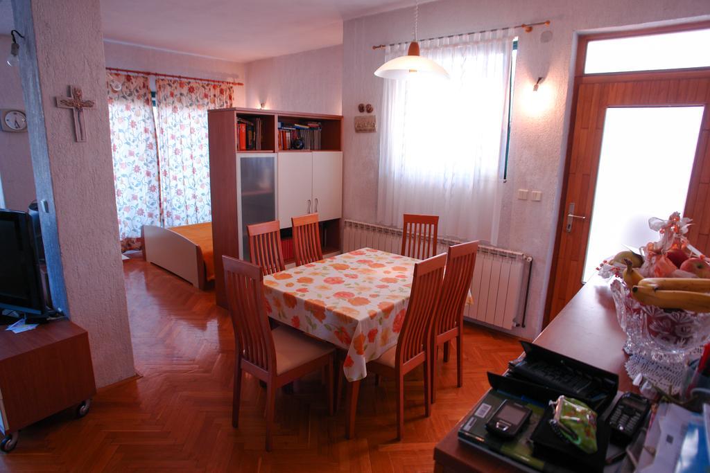 Apartments Toni Two Igrane Exterior foto
